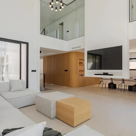 Ultra-modern 5-bed Luxury With Private Pool & Cinema 13 Min To Domek alpejski Alicante