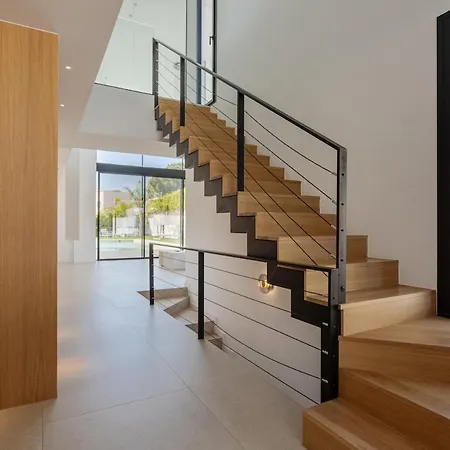 Ultra-modern 5-bed Luxury With Private Pool & Cinema 13 Min To Alicante