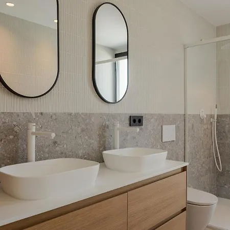 Ultra-modern 5-bed Luxury With Private Pool & Cinema 13 Min To Horská chata Alicante