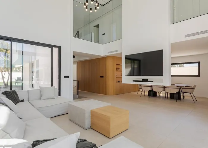 Ultra-modern 5-bed Luxury With Private Pool & Cinema 13 Min To Domek alpejski Alicante